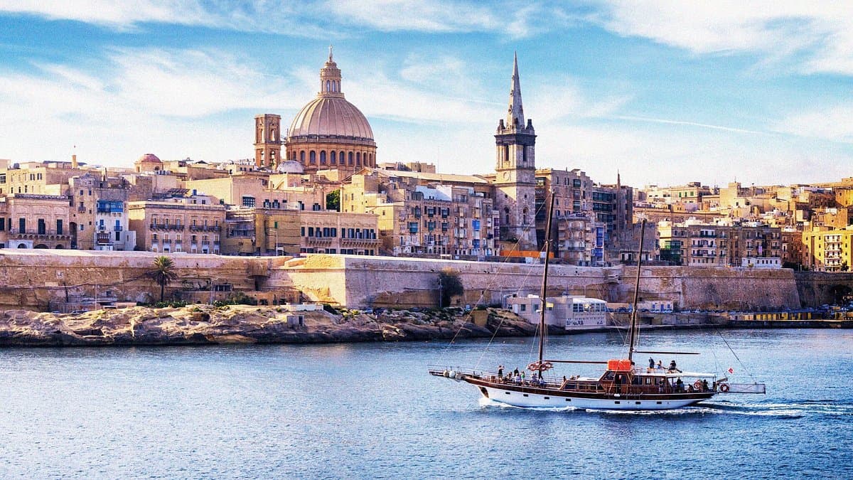 Malta'da Work and Study Nasıl Yapılır? Şartlar, İş Bulma ve 2026 Rehberi